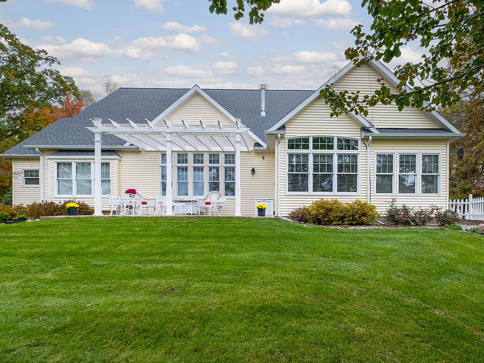 4095 Maple Ln, Weidman, MI 48893 MLS 23013228 Zillow