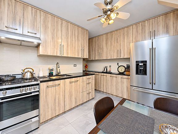 3rd image of 2665 Homecrest Ave APT 5R