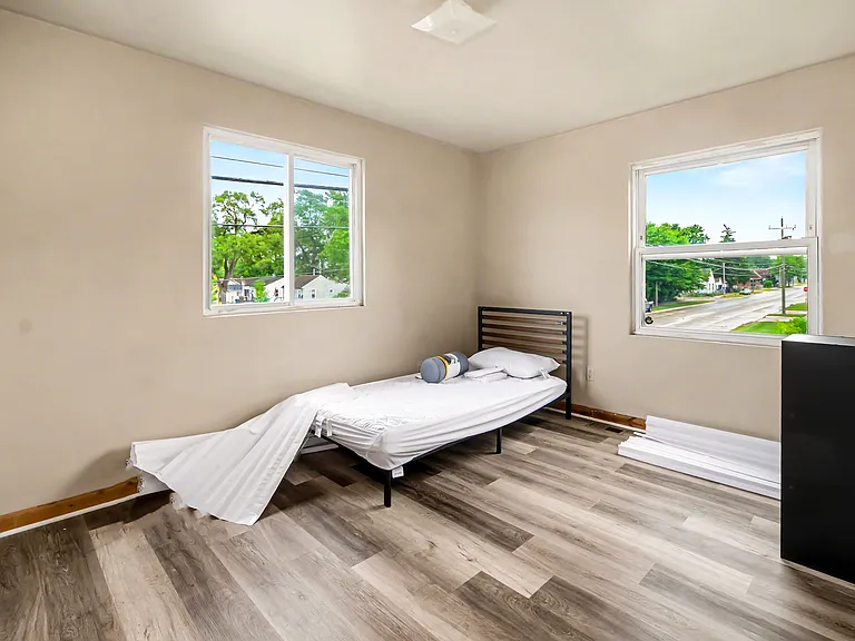 8523 Republic Ave — Photo 11