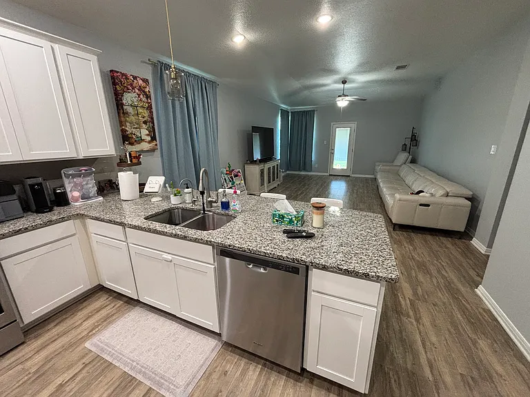 4913 Drovers Path — Photo 10