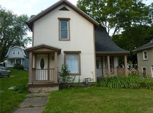21 Robinson St, Silver Creek, NY