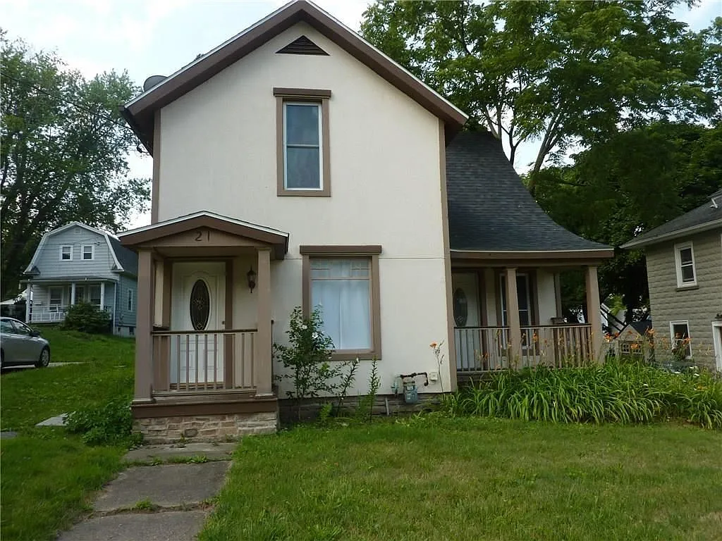 21 Robinson St photo 1