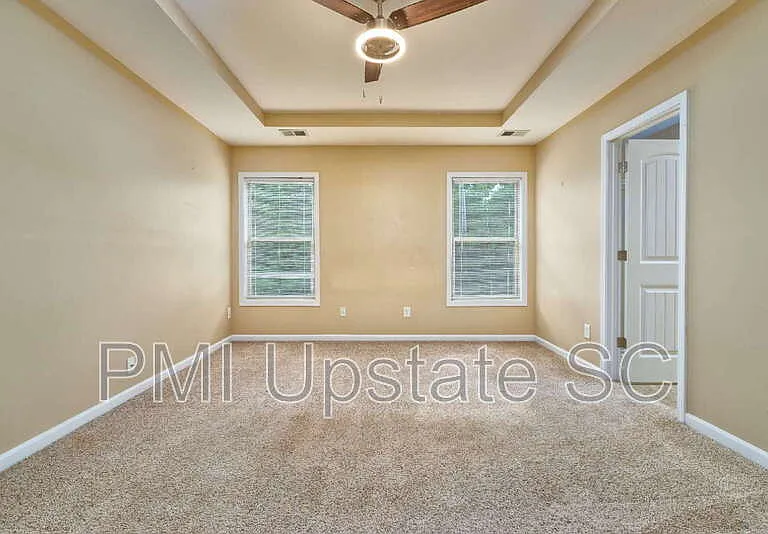 218 Marefair Ln — Photo 12