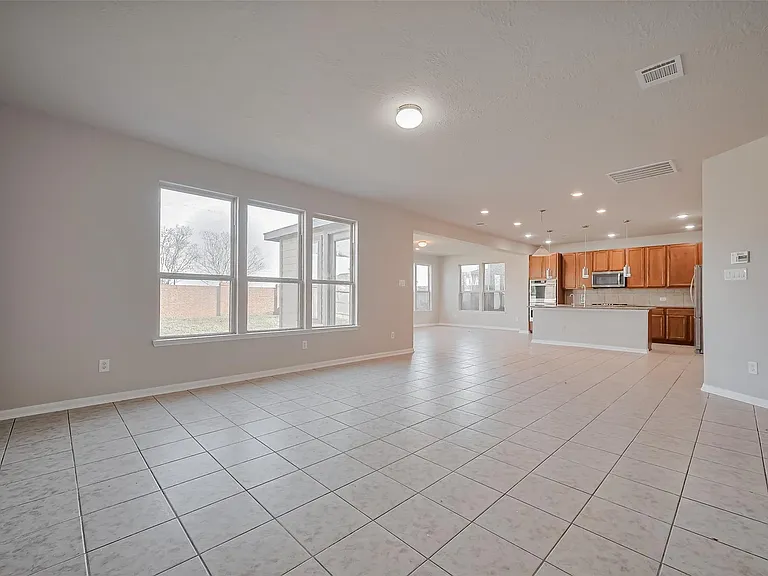 24114 Morrison Ln — Photo 7