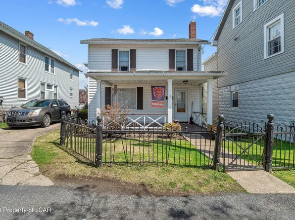 6 Nassau St, West Pittston, PA 18643