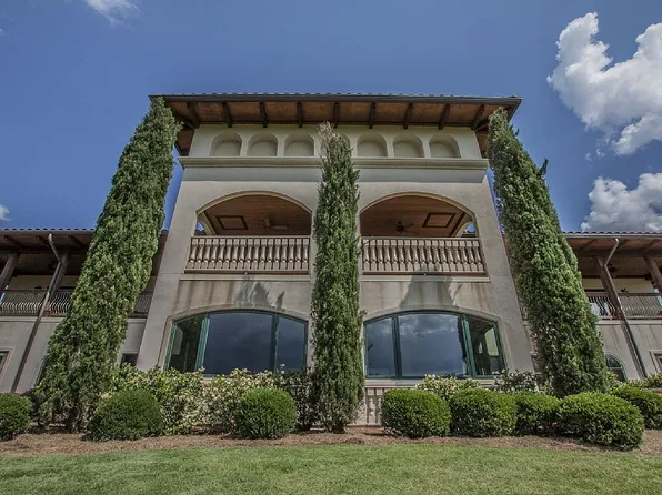 411 Cuscowilla Dr, Eatonton, GA 31024