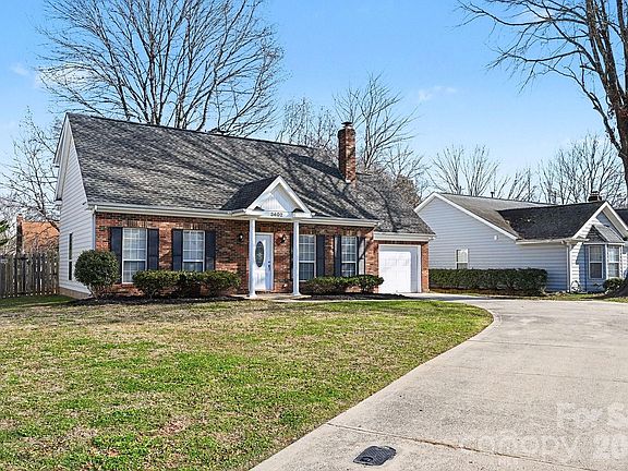 3rd image of 3402 Mayhurst Dr