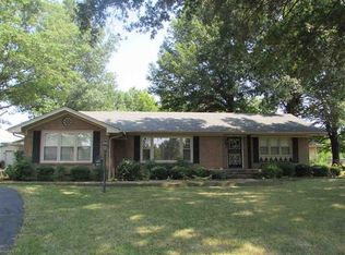 811 W Palestine Ave, Obion, TN 38240