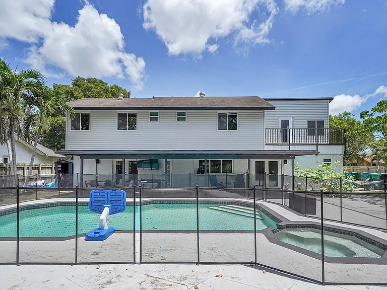 10108 SW 53rd Ct — Photo 44