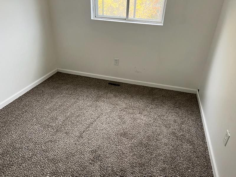 1st image of 505 E Parkway Ave