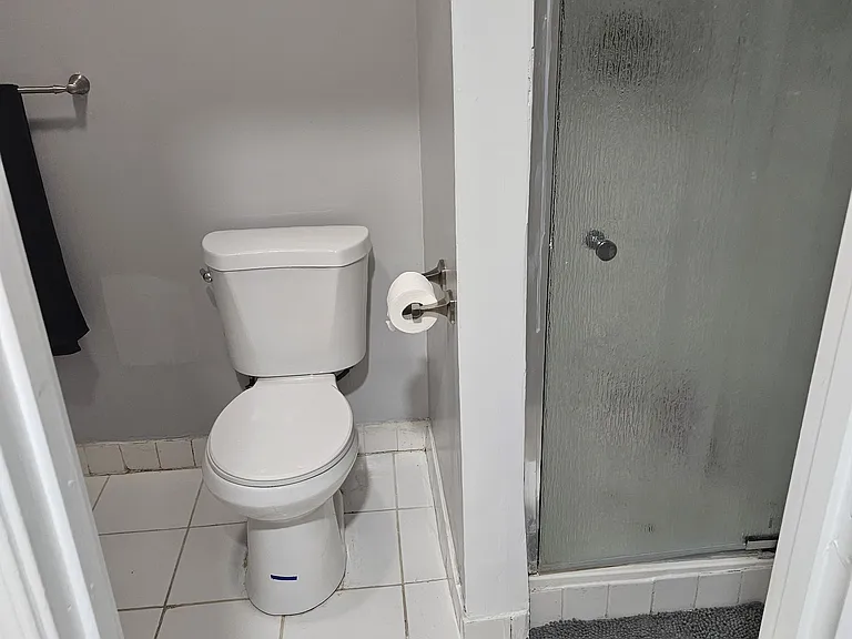 4606 Charlton Ct — Photo 6