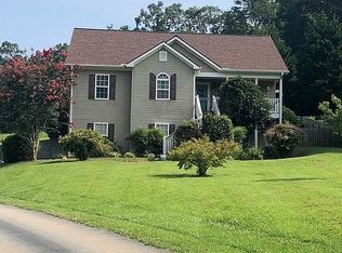 145 Western Cedar Ln, Clarkesville, GA 30523