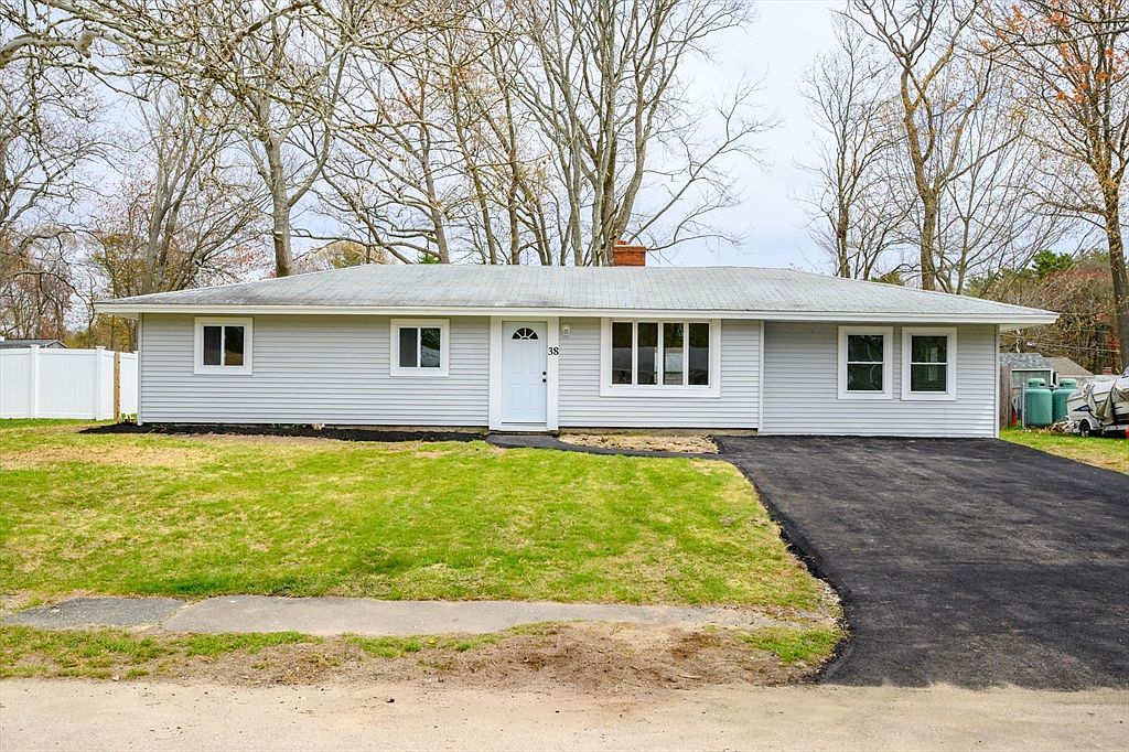 38 Marion St, Holbrook, MA 02343 | MLS #73510400 | Zillow