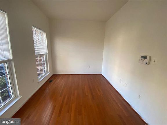 5th image of 14582 General Washington Dr