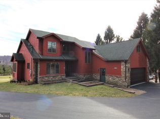 4 Maple Ct, Terra Alta, WV 26764