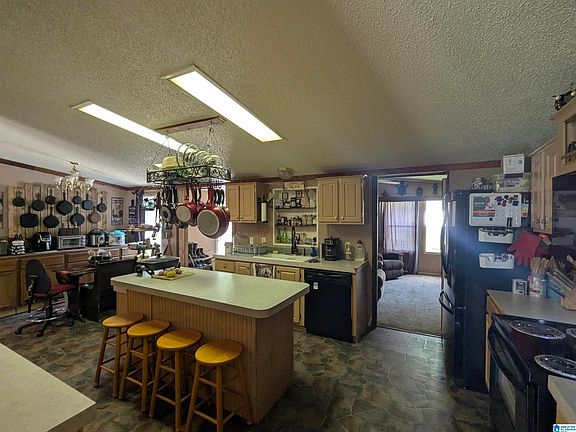 4th image of 1198 Old Margaret Rd