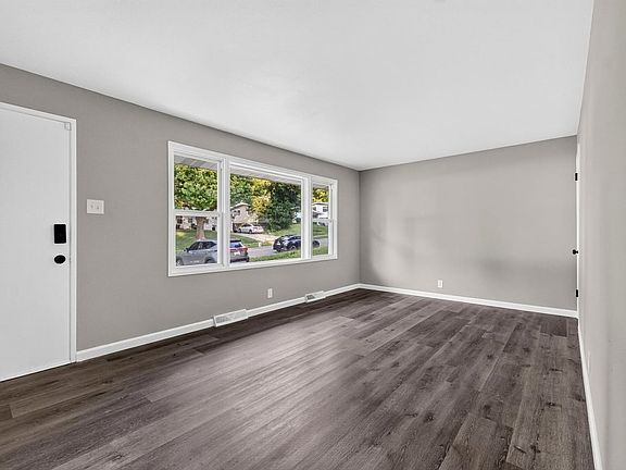 2nd image of 9219 Ellison Dr