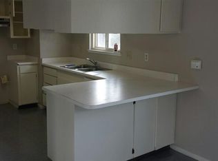858 W 12th St, Merced, CA 95341
