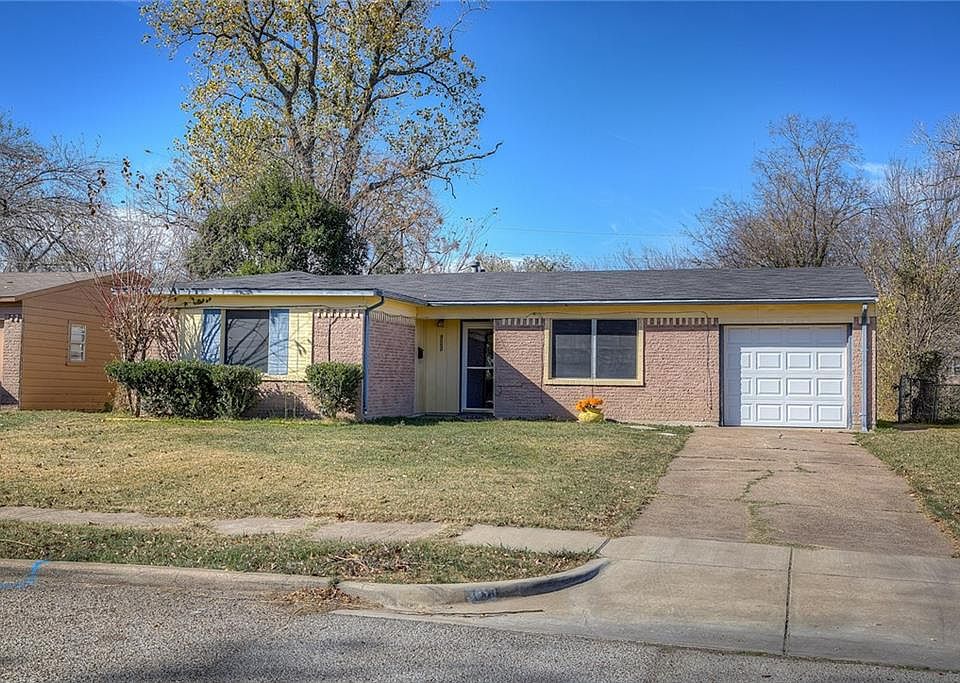 1st image of 3053 Dogwood Dr
