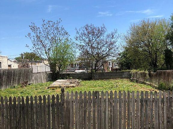 3rd image of 4239 Orchard St