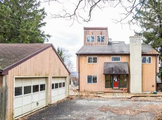 27 Old State Rd, Hopewell Junction, NY 12533