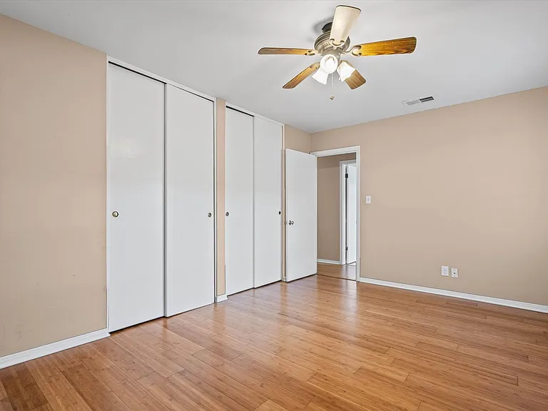 5516 Brightwood Ln — Photo 15