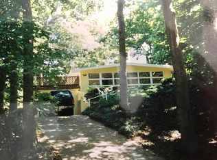 347 Forest Trl, Sawyer, MI 49125