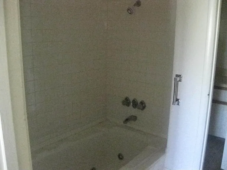 5163 Hunters Point Ln — Photo 9