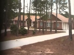 30421 Lakeview Ln, Wagram, NC 28396