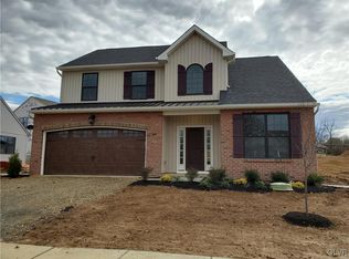 3741 Newspring Dr #IC-212, Emmaus Borough, PA 18049