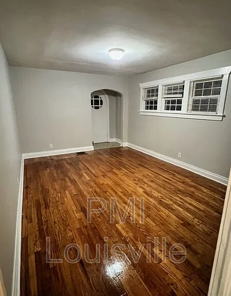 1522 Clara Ave — Photo 9