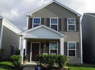 1097 Symphony Dr, Aurora, IL 60504