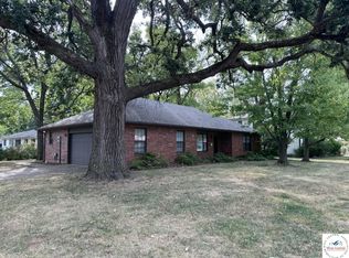 1000 S 2nd St, Clinton, MO 64735