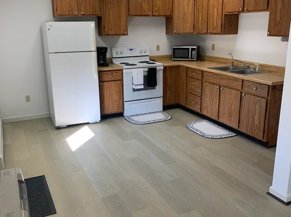 51 Pelton Hill Rd #2, Manchester, ME 04351