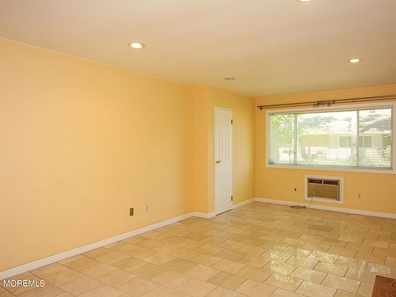 2nd image of 104 B S Heron Street