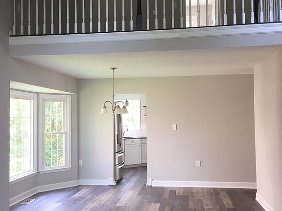 3rd image of 13173 Ladybank Ln