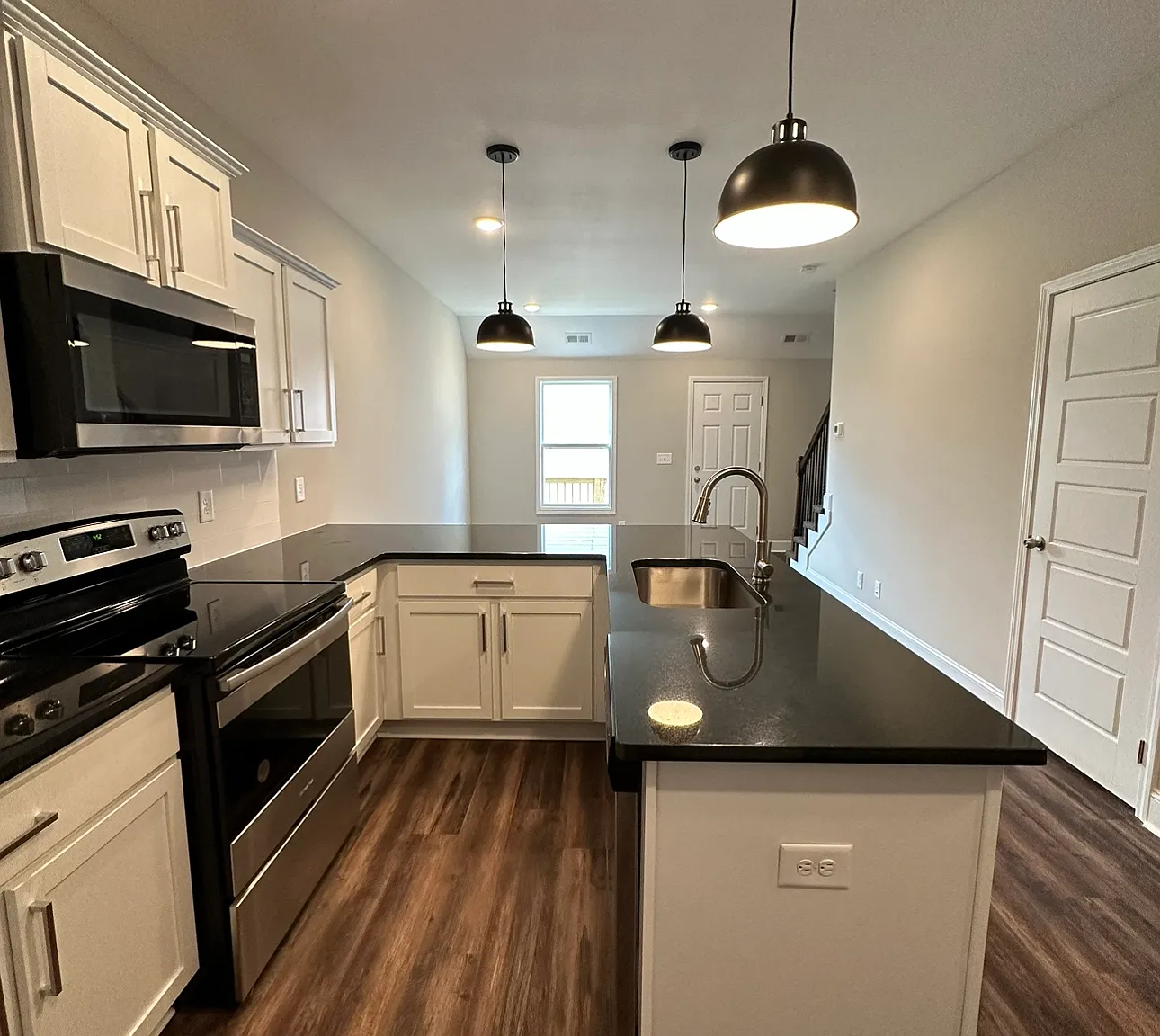 119 West Rossview Road Building 2 - I — Photo 4