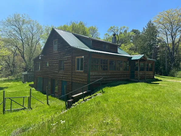 3747 Eleven Mile Rd, Remus, MI 49340