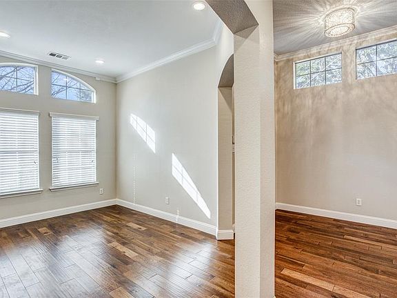 5th image of 18744 Gibbons Dr