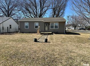 181 N East St, Ipava, IL 61441