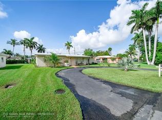 2324 NE 9th St, Pompano Beach, FL 33062