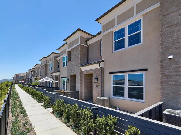 1210 Sunrise Way #102, San Marcos, CA 92078