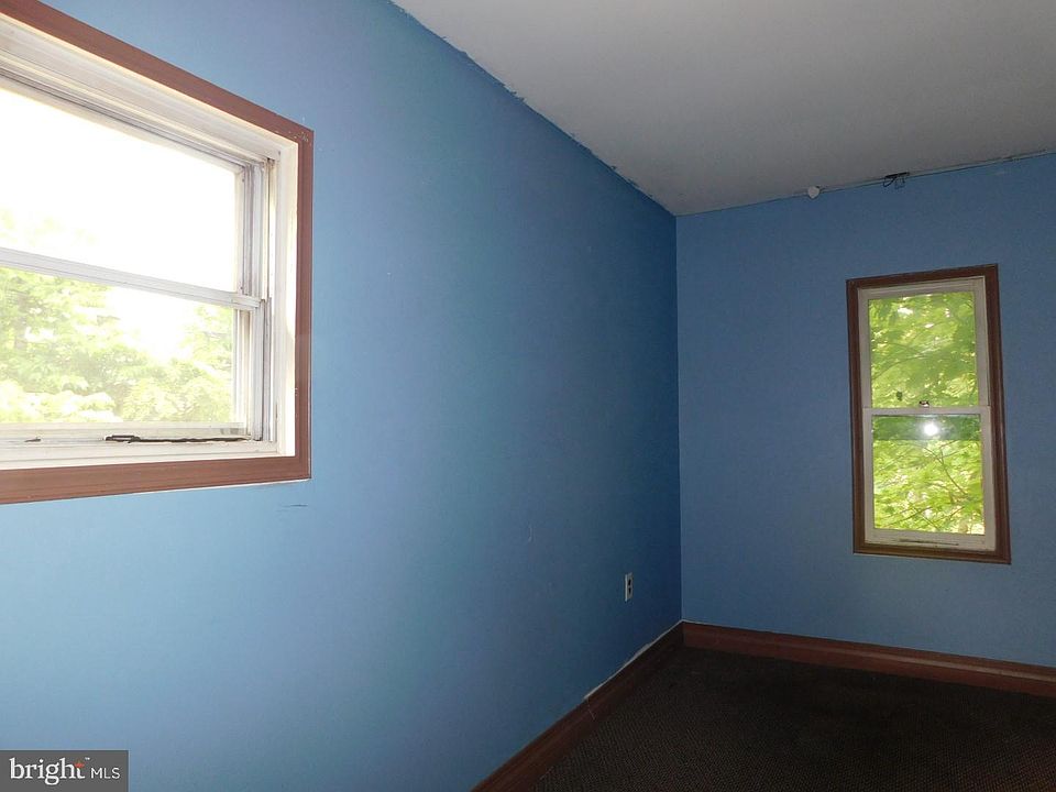 50 Riverside Ave, Schwenksville, PA 19473 Zillow