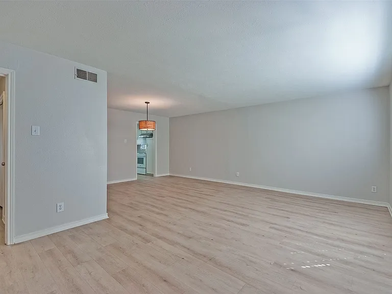 10679 Sandpiper Ln — Photo 5