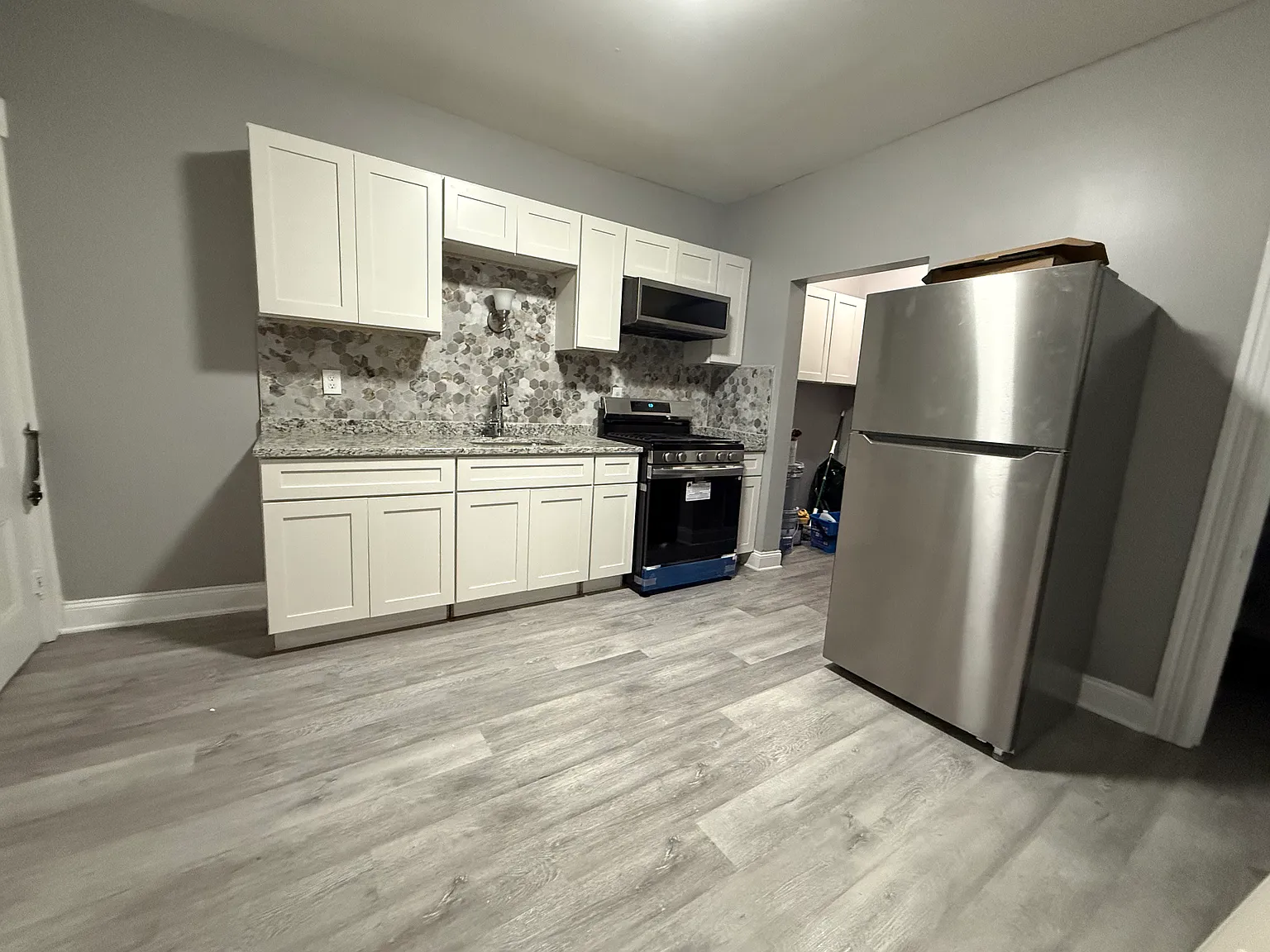 1 bed, 800 sqft, $1,550 — Photo 2