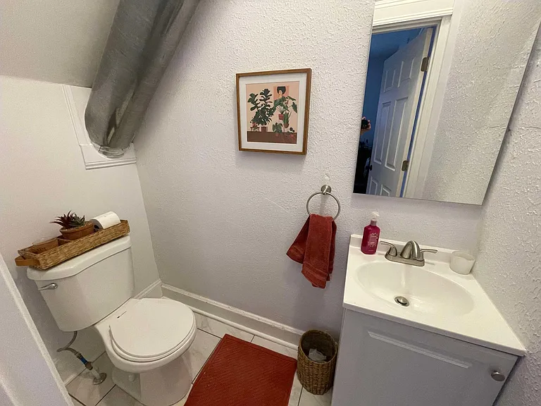 328 Oak St — Photo 13