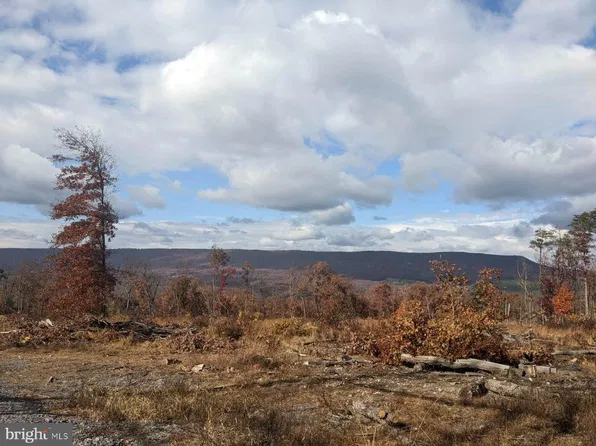 Journeys End Ln, Augusta, WV 26704