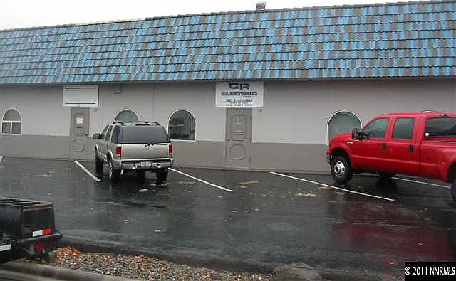 1st image of 3 E Freeport Blvd