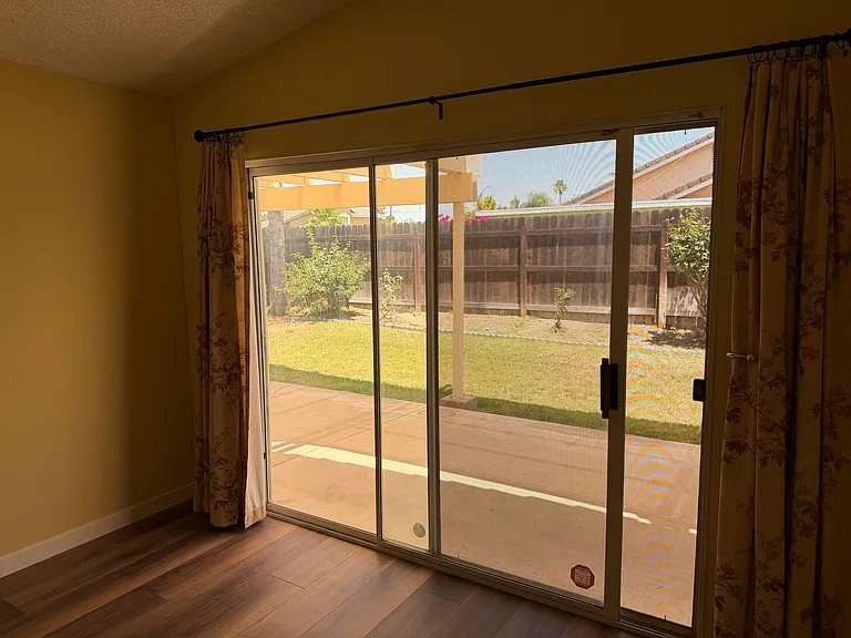 3142 W James St — Photo 24