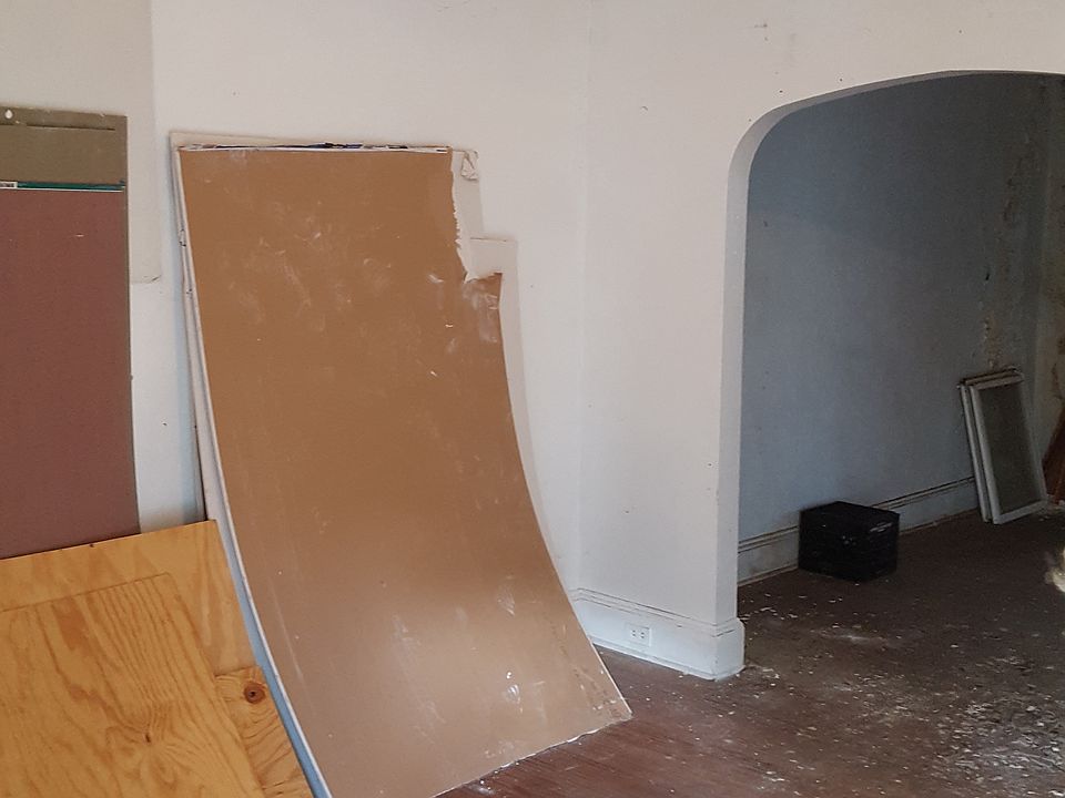 2nd image of 25 S Morley St